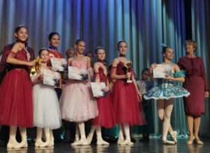 Поздравляем юных балерин!